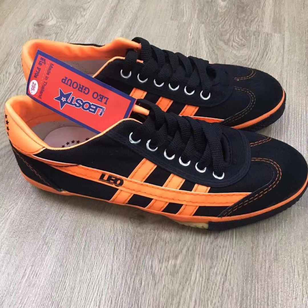 (BLACK/ORANGE43)LEO Model F70S Futsal Shoe Made In Thailand(Ready Stock)